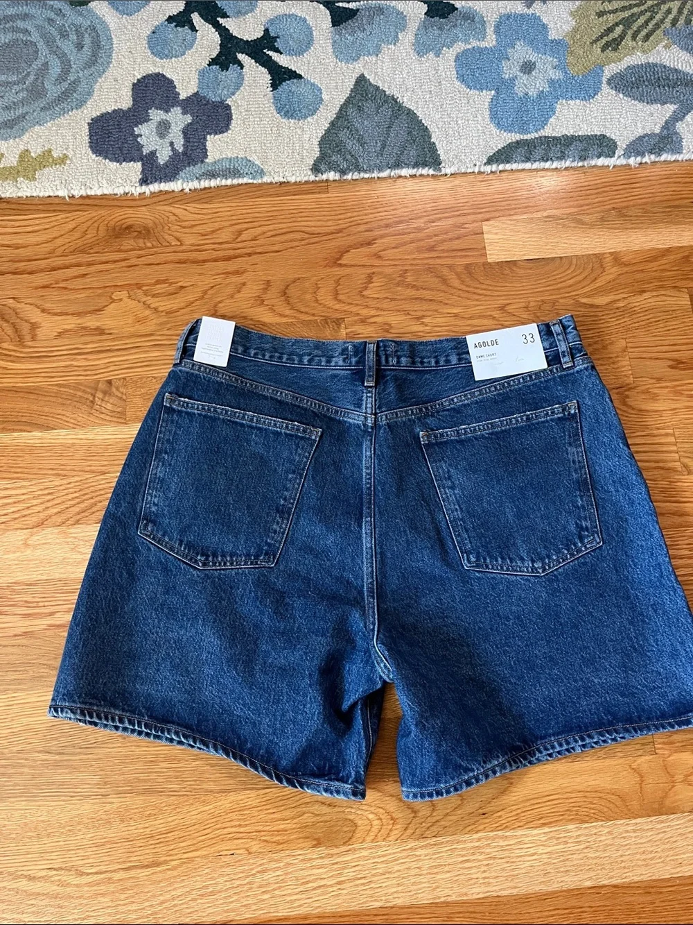 Agolde Dame Short High Rise Baggy Size 33 NWT